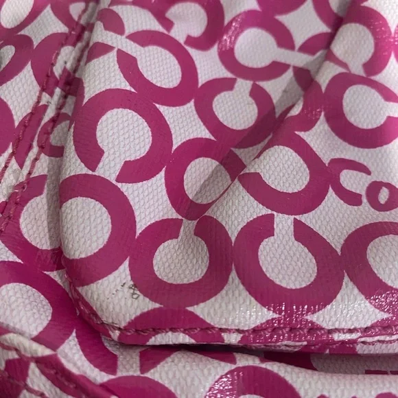 Y2k rare authentic coach pink Leah opt print shoulder‎ bag
